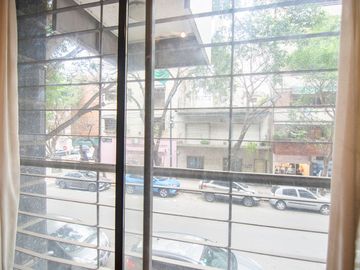 Venta Monoambiente al frente en Las Cañitas