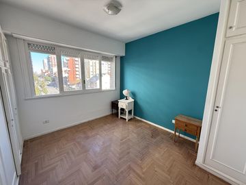 ALQUILER 24 MESES TRES AMBIENTES A LA CALLE ZONA PLAYA GRANDE. Departamento en Playa Grande