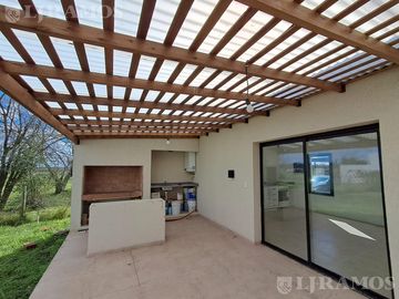 Casa en A13 San Sebastián construcción tradicional  CESION - MB