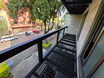 VENTA DE DEPARTAMENTO EN CUAUHTEMOC CON DOS BALCONES