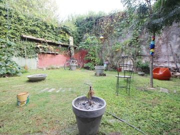 VENTA CASA ESTILO INDUSTRIAL C JARDÍN P. CHACABUCO