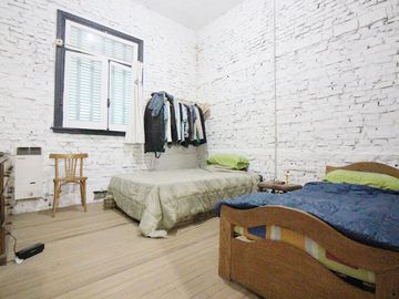 VENTA CASA ESTILO INDUSTRIAL C JARDÍN P. CHACABUCO