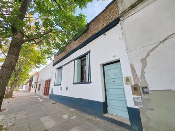 VENTA CASA ESTILO INDUSTRIAL C JARDÍN P. CHACABUCO