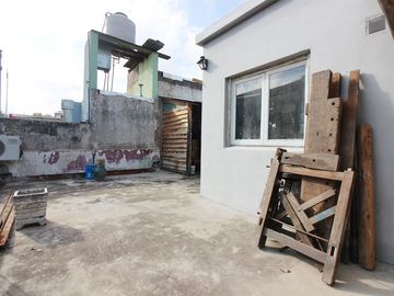 VENTA CASA ESTILO INDUSTRIAL C JARDÍN P. CHACABUCO