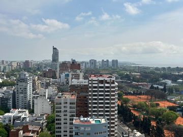 Piso alto. Hermosa vista. Lujosos amenities.