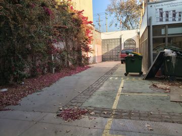 Vendo Local Comercial y Galpón 750 m2 terreno, Santiago