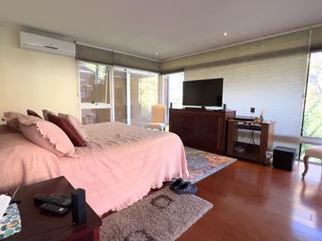 Vendo Casa 470 m2 construidos, 6 Habitaciones, Miraflores