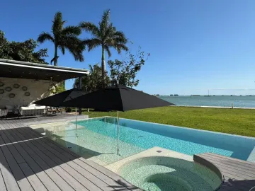 Casa en Venta en Zona Hotelera, Benito Juárez, Quintana Roo