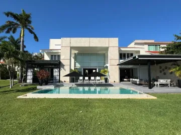 Casa en Venta en Zona Hotelera, Benito Juárez, Quintana Roo