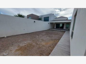 Casa en renta en Country Club Residencial, Saltillo, Coahuila de Zaragoza