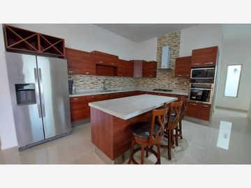 Casa en renta en Country Club Residencial, Saltillo, Coahuila de Zaragoza