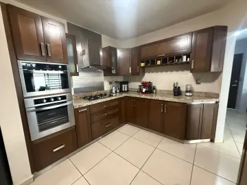 Casa en renta en Lomas del Valle II, Ramos Arizpe, Coahuila de Zaragoza