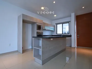 Casa en renta en Áurea Residencial, San Pedro Tlaquepaque, Jalisco