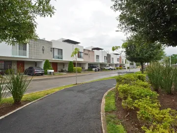 Casa en renta en Áurea Residencial, San Pedro Tlaquepaque, Jalisco