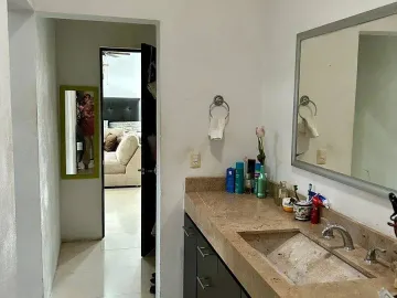 Casa en venta en Valle de San Angel, San Pedro Garza García, Nuevo León