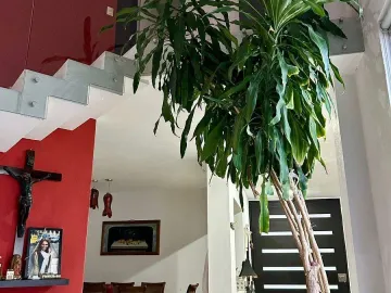 Casa en venta en Valle de San Angel, San Pedro Garza García, Nuevo León