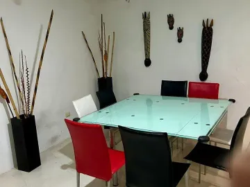 Casa en venta en Valle de San Angel, San Pedro Garza García, Nuevo León
