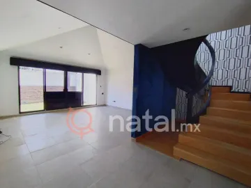 Casa en venta en Puerta de Hierro, Puebla, Puebla