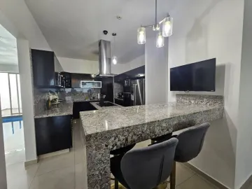 Casa en venta en Cima del Bosque (Cumbres Elite 9 Sector), Monterrey, Nuevo León