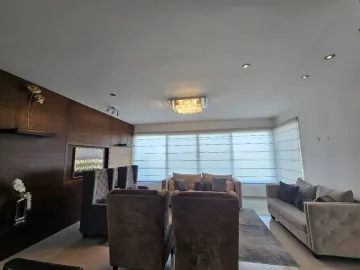 Casa en venta en Cima del Bosque (Cumbres Elite 9 Sector), Monterrey, Nuevo León