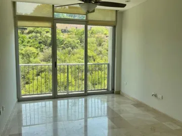 Departamento en renta en Residencial Santa Bárbara, San Pedro Garza García, Nuevo León