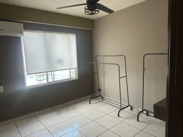 Departamento en renta en Cumbres 5to Sector, Monterrey, Nuevo León