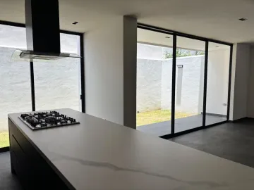 Casa en venta en Fraccionamiento Lomas de  Angelópolis, San Andrés Cholula, Puebla