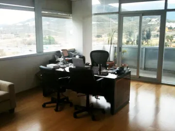 Oficina en renta en La Rioja Privada Residencial 1era. Etapa, Monterrey, Nuevo León