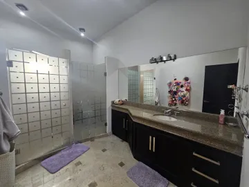 Casa en venta en Las Cumbres, Monterrey, Nuevo León