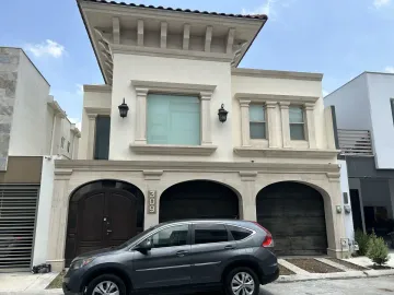 Casa en venta en Puerta de Hierro Cumbres, Monterrey, Nuevo León