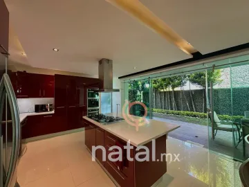 Casa en renta en Fraccionamiento Lomas de  Angelópolis, San Andrés Cholula, Puebla