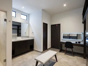 Casa en venta en El Ranchito, Santiago, Nuevo León