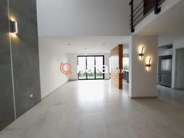 Casa en venta en Fraccionamiento Bosques de Zavaleta, Puebla, Puebla