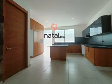 Casa en venta en Fraccionamiento Ex-Hacienda Chapulco, Puebla, Puebla