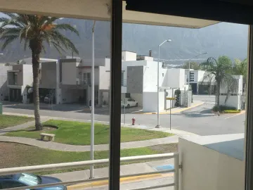 Casa en renta en Valle de Santa Cruz, Santa Catarina, Nuevo León