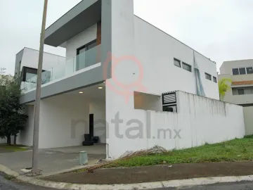 Casa en renta en Los Rodriguez, Santiago, Nuevo León