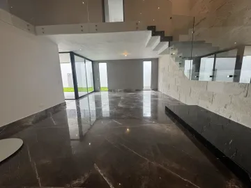 Casa en venta en Fraccionamiento Bosques de las Misiones Sector Encino, Santiago, Nuevo León
