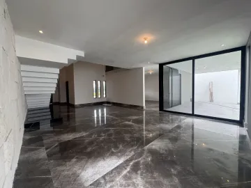 Casa en venta en Fraccionamiento Bosques de las Misiones Sector Encino, Santiago, Nuevo León