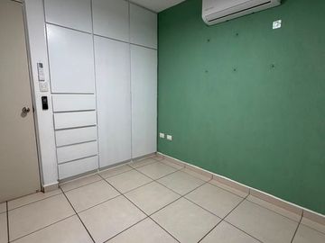 CASA EN RENTA EN ESPACIOS BARCELONA, CULIACÁN ¡Ubicada en esquina!