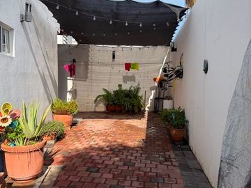 CASA EN RENTA EN ESPACIOS BARCELONA, CULIACÁN ¡Ubicada en esquina!