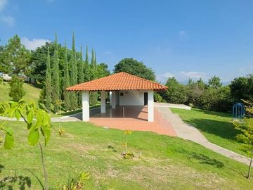 TERRENO EN EL CORTIJO DE SAN AGUSTIN.