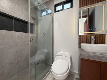 Casa Nueva en Venta Punto Lomas