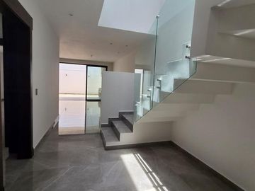 Casa en Las Cumbres 1 Sector