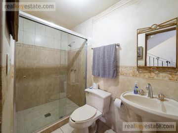 Casa en Venta en Pedregal La Silla, Monterrey, Nuevo León.