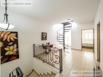 Casa en Venta en Pedregal La Silla, Monterrey, Nuevo León.