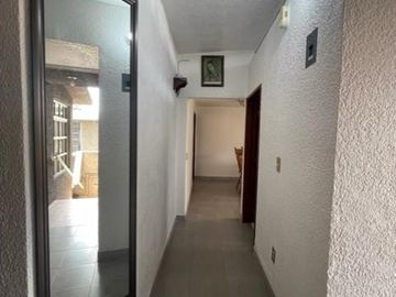 CASA AMUEBLADA EN RENTA EN TOLUCA DE 5 REC, FACTURABLE