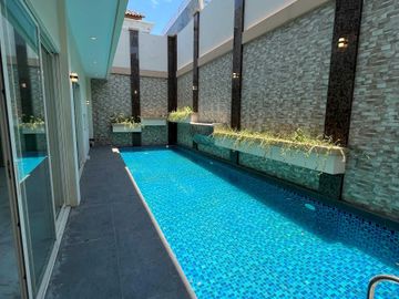 Kertajaya Indah Timur