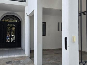 CASA VENTA SATÉLITE