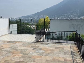 CASA VENTA SATÉLITE