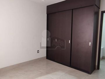 Casa en renta en Amberes Residencial | 3 recámaras y mantenimiento incluido